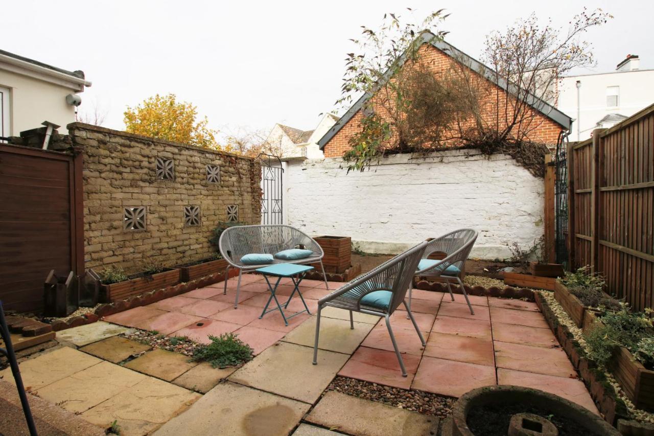 K Suites - Selkirk Street Cheltenham Exteriör bild